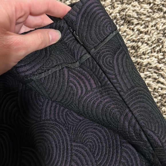 Ann Taylor 4P black and purple skirt. Fun textured circular design. Never worn. - Picture 3 of 10